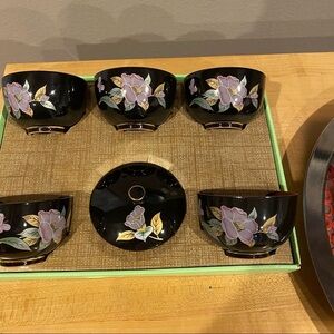 JAPANESE wooden Lacquer ware bowl set